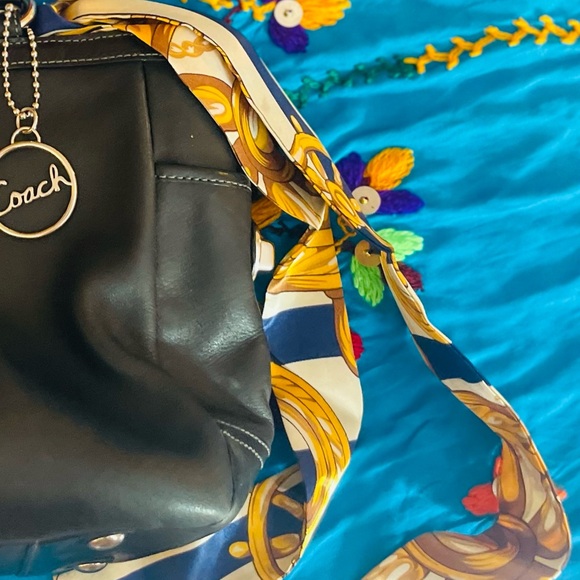 4 beautiful silky twillys in navy blue patterns. Brand new! - Picture 7 of 11